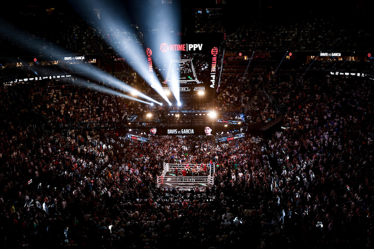 SHOWTIME Boxing on Twitter "Worth the wait 🙌🏽 DavisGarcia"