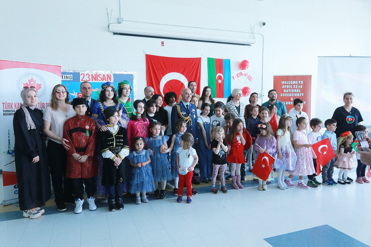TurkishCanadien's tweet photo. Atatürk okulu &amp; TCCA düzenlediği 23 Nisan Ulusal Egemenlik &amp; Çocuk  Bayramını kardeş Karabağ okulu öğrencileri, BE Esra Demir, müsteşarlarımız &amp; konuklarımızla birlikte  kutladık. Tüm emeği geçenlere tşk ederiz. Ulusal egemenlik ve Çocuk bayramınız  &amp; Ramazan kutlu olsun🎈🍬🇹🇷♥️ https://t.co/U8jI2YKNtk