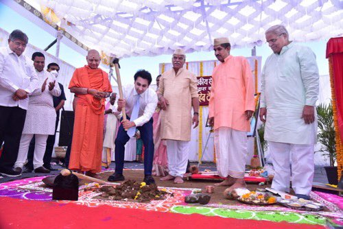 friendsofrss's tweet photo. राष्ट्रीय स्वयंसेवक संघ अखिल भारतीय कार्यकारिणी के सदस्य भय्याजी जोशी ने पुणे वैद्यकीय सेवा व संशोधन प्रतिष्ठान द्वारा बनाए जा रहे बालासाहेब देवरस अस्पताल के भूमिपूजन समारोह में कार्यकर्ताओं को संबोधित किया। https://t.co/xy42vCFiRO
