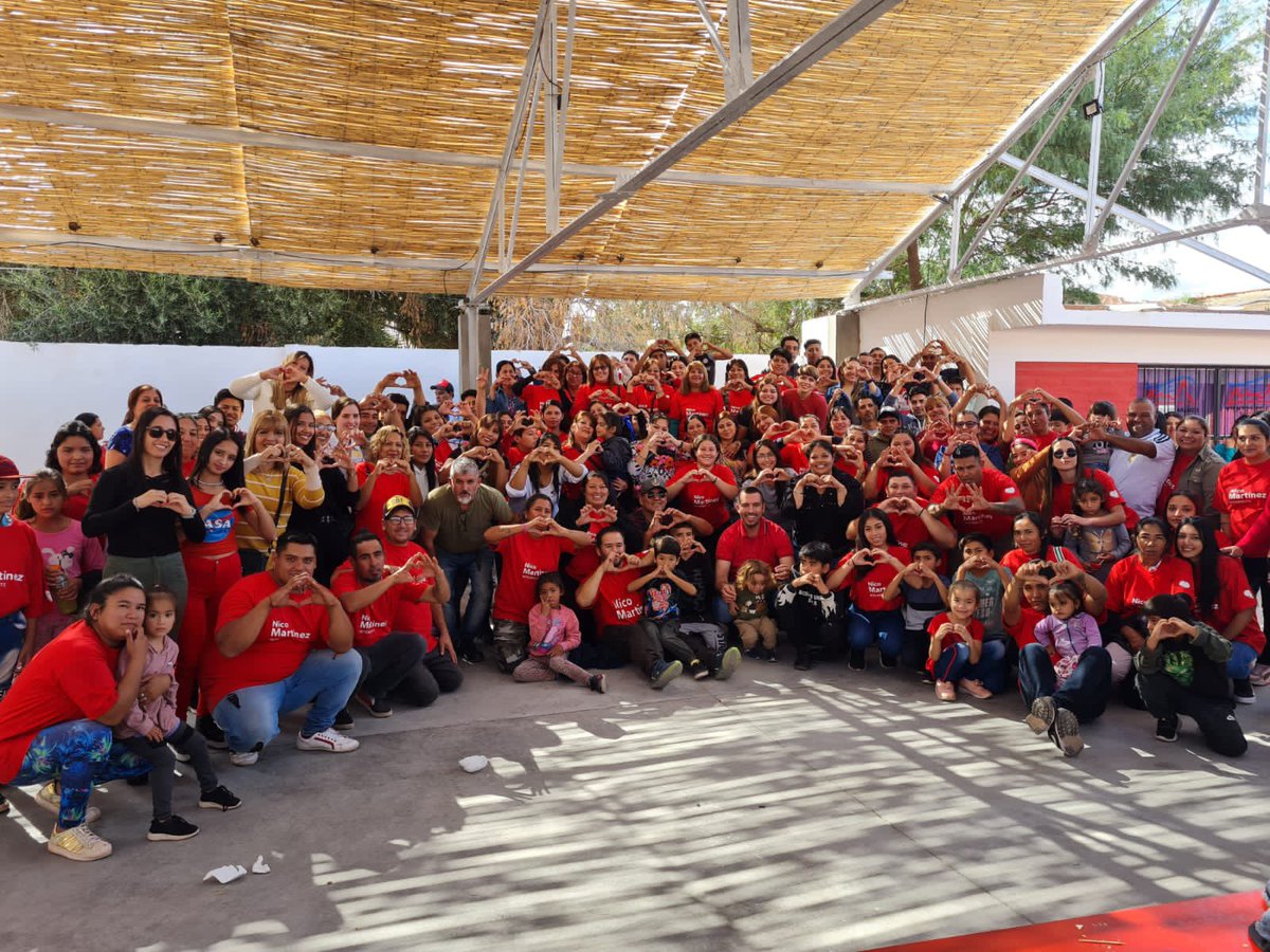 🙌Gracias Equipo 🙌

El Arauco que soñamos esta cerca, estoy convencido que juntos con #esfuerzo y #compromiso vamos a lograrlo 💪

<a href="/QuintelaRicardo/">Ricardo Quintela</a>  Gobernador 

#ElPoderEstáEnLaGente #ElCompromisoEsConVos  #Vecinos #Prioridad #escucha #ConVos #Intendente #Sabado