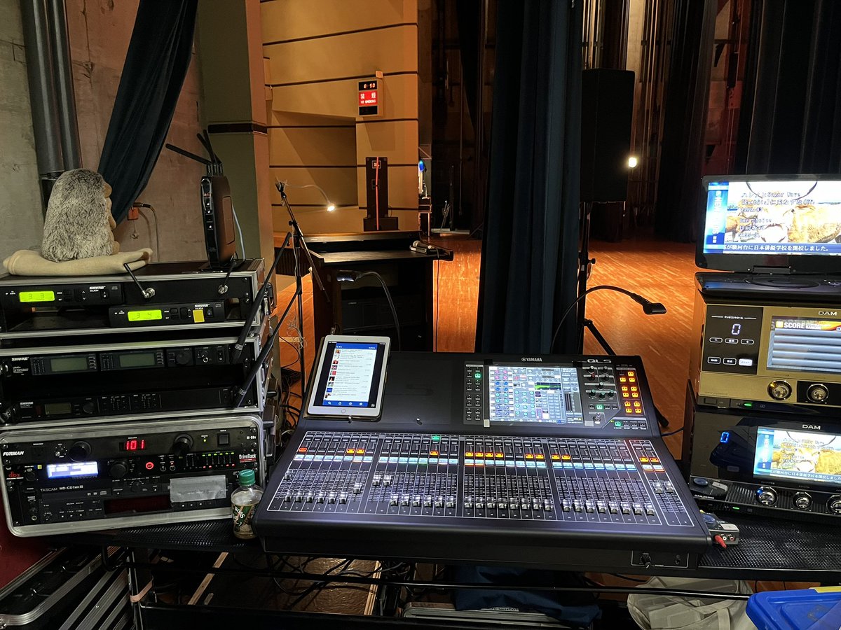 SasamaOnkyo's tweet photo. 昨日、市議会議員選挙の期日前投票に行ってきました。今日も元気に演歌の祭典です。
#yamaha
#ql5
#ur4d
#ulxd4d
#イベント音響 https://t.co/soh9t30YIU