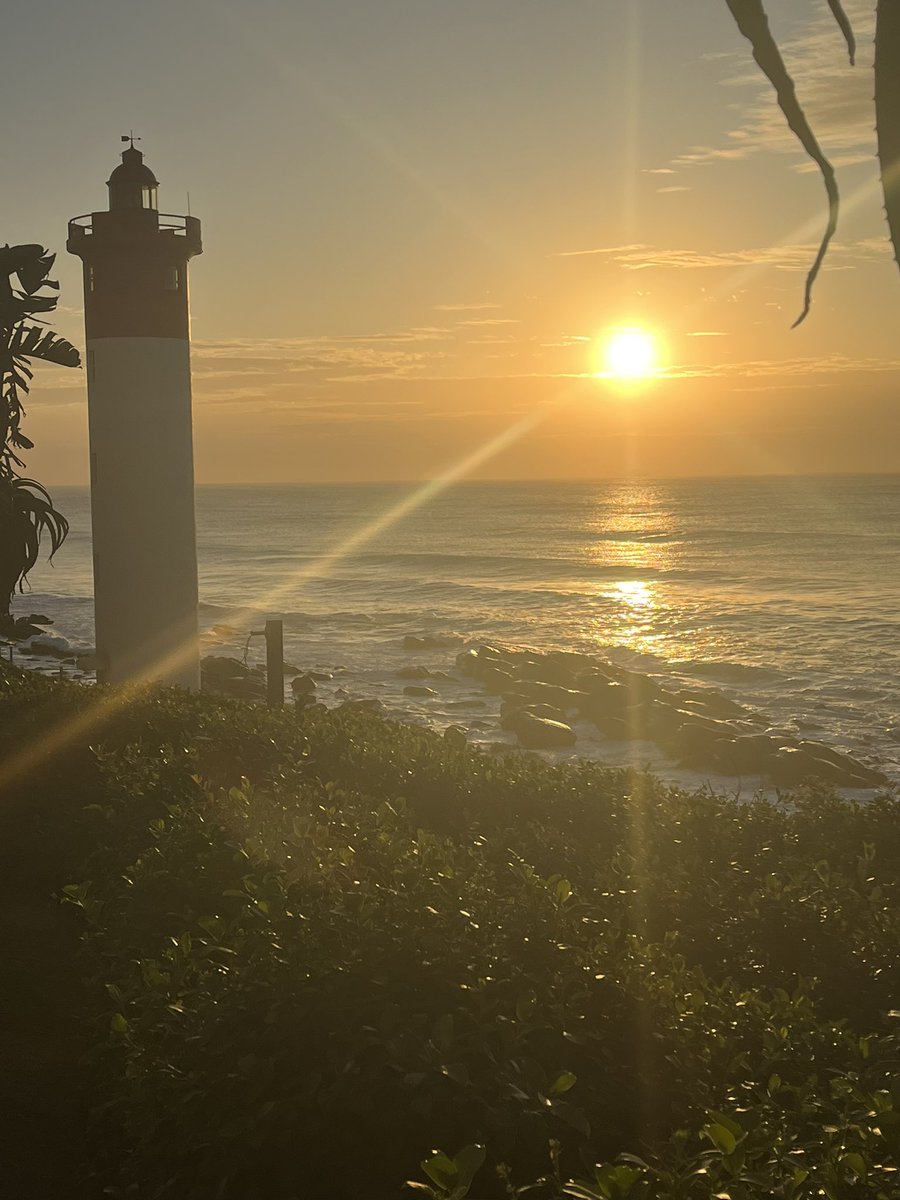 Thgriffiths's tweet photo. A beautiful day in paradise #oysterbox https://t.co/G9SlZsglqc