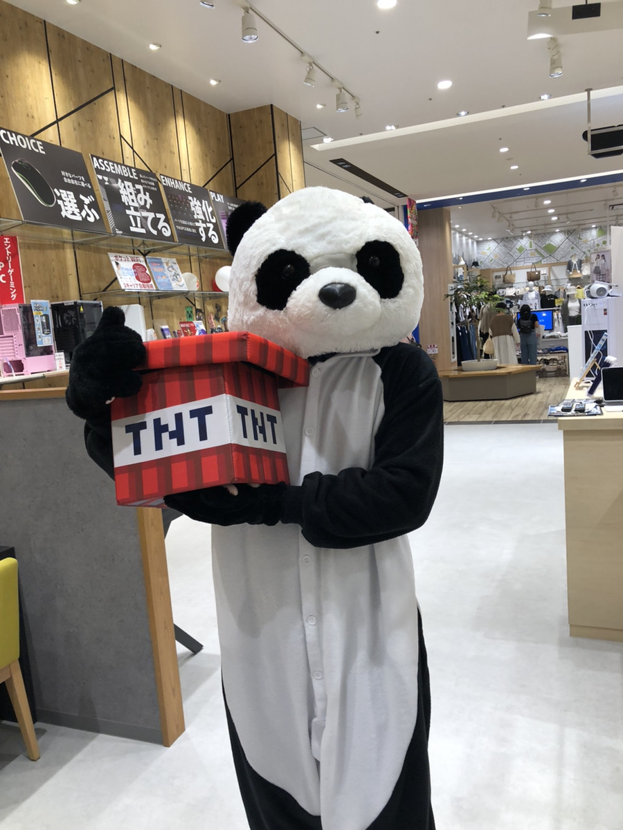 今日はパルコでMay.Jのライブがあるんだって！
うちのマスコットキャラパンダくんがどっちが人気が出るか競ってやるっ🏃って意気込んでます🙄
#パンダ大張り切り