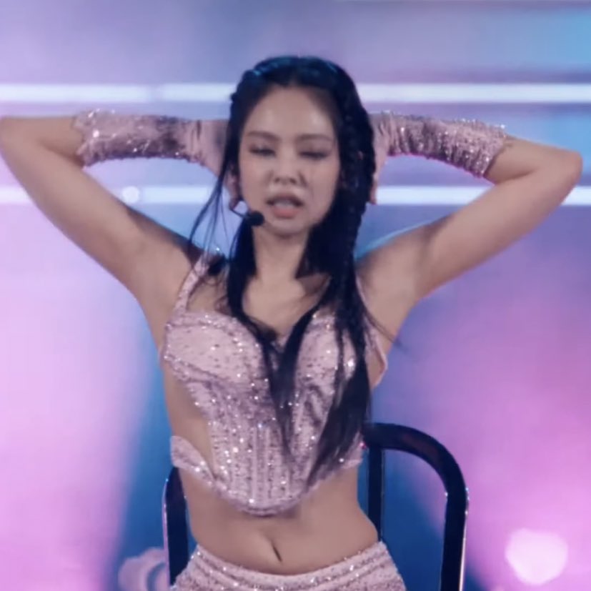 jennie pics on Twitter: "JENNIE PLEASE"