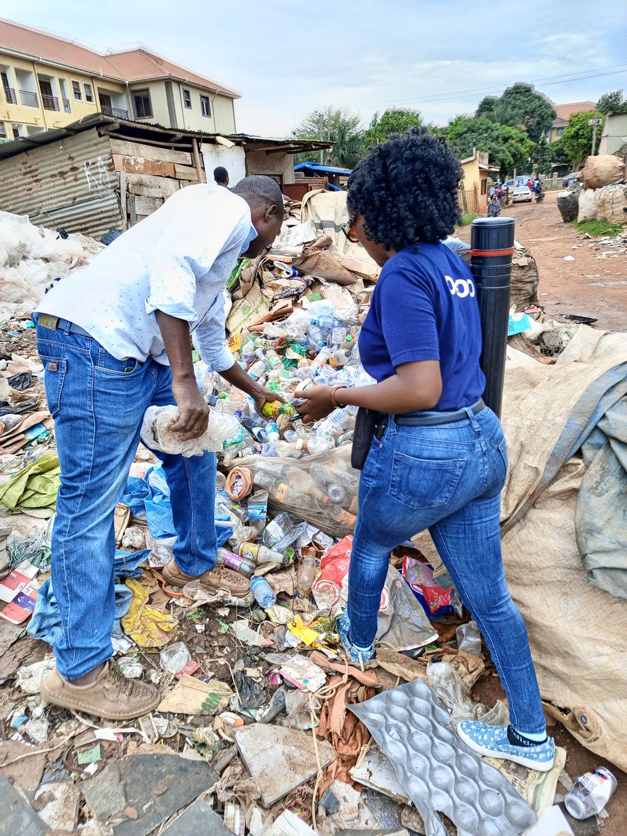 JoelKitutu's tweet photo. @BarackObama @ObamaFoundation #OurEnvironment is #OurResponsibility!
#TaasaObutonde 🌍 https://t.co/bw9zjAz7AG
