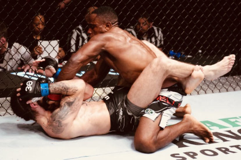 Resultado #UFCVegas71 

Jeremiah Wells (<a href="/Jeremiahwellsm2/">JeremiahWellsMMA</a>) derrota a Matthews Semelsberger vía Decisión Dividida.

#MMATwitter #MMA #FordewinMMA