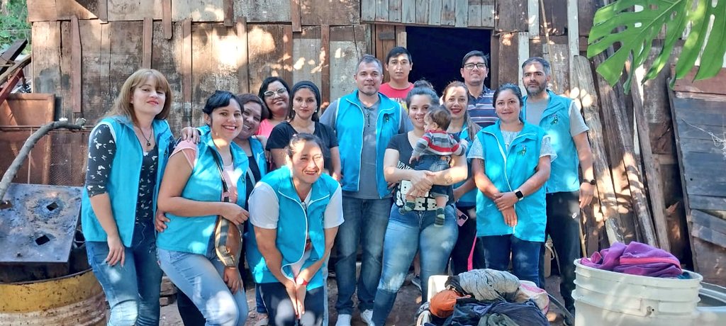 ADOMIS_Misiones's tweet photo. En el Comedor "Buenos Vecinos" de la Chacra 156, tarde de entretenimiento para la gurisada y compartiendo chocolate con Facturas.¡Como siempre AD❤MIS Solidaria!
#EsConSole @SoledadBalan @grillo141 @passalacquaok @cjdechat https://t.co/x2rYYes6IJ