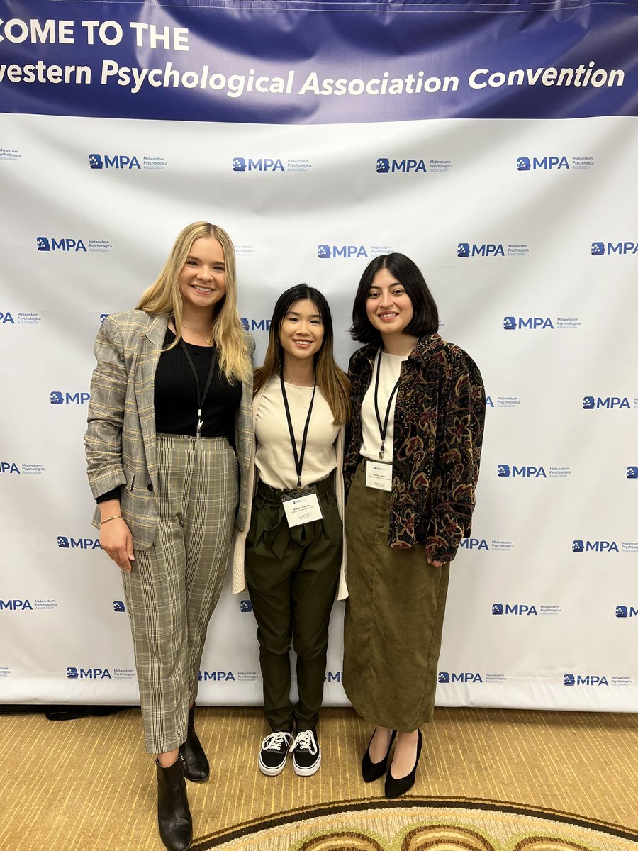 ChanningBullock's tweet photo. I had a great time presenting at Show-Me Research week and at the @MidwesternPsych conference! @MizzouPsych @ugradresearchMU https://t.co/6nSLRg20Ya