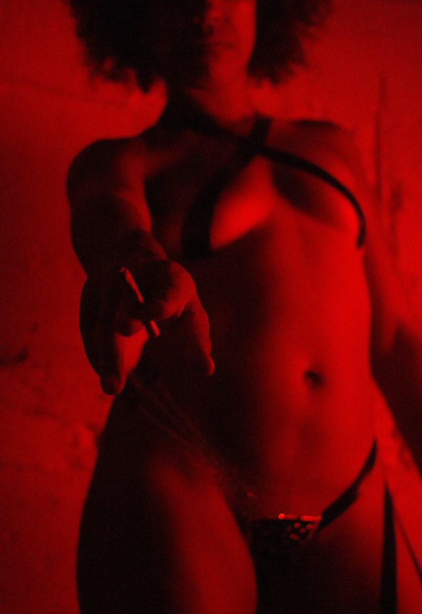 amina_dafita's tweet photo. Bem-vindos! Fiquem a vontade!
#tapedesign
#blacktapeproject
#sexy
#blackwomen
#madeinrio
#tapeart
#hotties https://t.co/IbP3mfkkNP