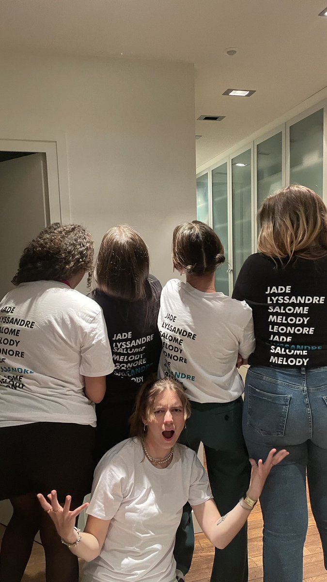melvlm's tweet photo. meilleure t-shirt, j’veux rien savoir. #tapaz 🫶🏼 https://t.co/ebIgWgZ3t6