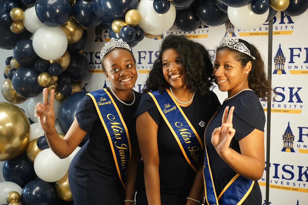 Fisk1866's tweet photo. Today, we mark a historic moment at Fisk University as we celebrate the Ribbon Cutting Ceremony and Grand Opening of the Roland Parrish Career Planning & Development Center! With state-of-the-art classrooms, conference rooms and innovation spaces, this 10,605-square-foot building is designed to prepare our next generation of business executives and community leaders. 

We express our deepest gratitude to Roland G. Parrish for his historic $3 million gift, which has made this incredible facility possible. His generosity and commitment to our university's mission of providing quality education and opportunities to our students is truly inspiring.

#FiskForward #CareerPlanning #fiskforever #FiskUniversity