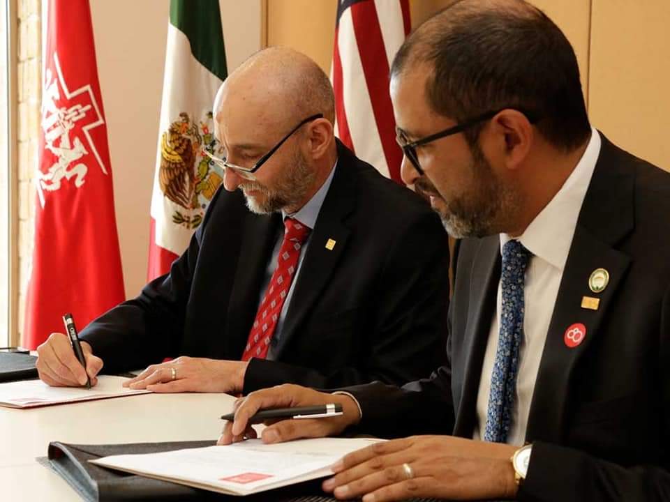 EddyBorrayo1's tweet photo. Previledged to sign a historic international working agreement between @IBERO_mx and @RinconFS in Mexico City. 2023 is a year of impact and international projects.
#Rincon2023InternationalImpact
#BuildingSpaces
#RestoringCommunities https://t.co/cwpcXkc8jf