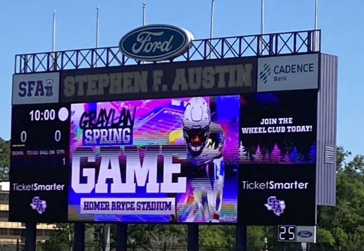 kimberly_verner's tweet photo. We were honored to attend the Graylan Spring Game today @SFA_Football 💜✝️💜
#LiveLikeGray #RaiseTheAxe https://t.co/t00v1fEAEc