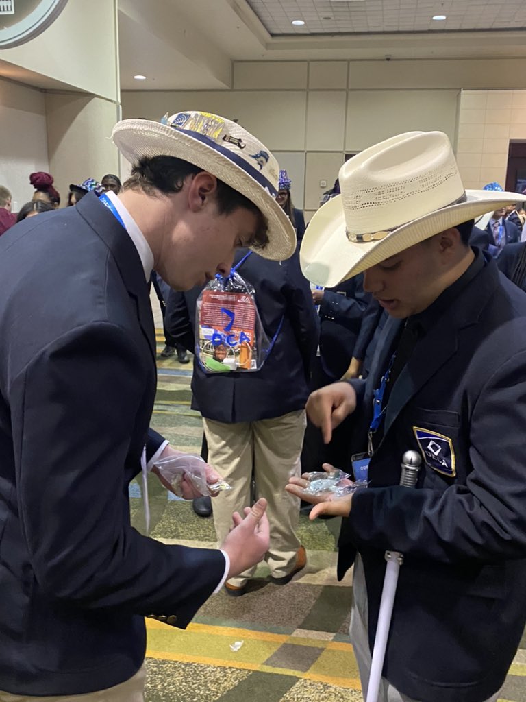 NewTrierDECA's tweet photo. Let the trading begin! https://t.co/ky2elDLbLl