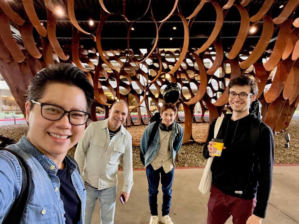 YiuViola's tweet photo. We are in Oregon! The four of us are here for the weekend to cause a “frisson” as Neskowin Chamber Music’s featured ensemble of the month - we are looking forward to performing for our Pacific Northwest audience!

@tom.gallant @gc_vln @aaron.wolff.hz 
#b… https://t.co/Oe6kix7CFI https://t.co/mnAf5UaH2A