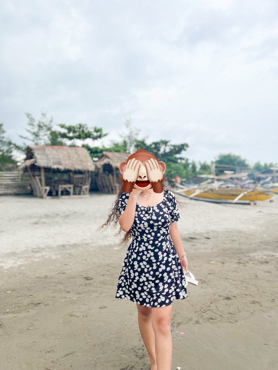 piedpaperph_'s tweet photo. happy sunday!

i still have available preloved &amp; bnew clothes for sale! pls dm or like this tweet so i can send you the photos &amp; other details 🤍

help rt <33 https://t.co/adu0zjtQjL