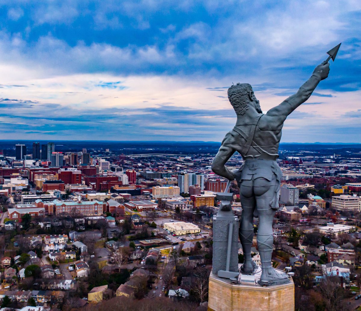 SickosCommittee's tweet photo. Made of iron, the whole thing (including the base) is 182 ft tall. Birmingham hates to see him go, but loves to watch him leave. https://t.co/1qokS5TW4d