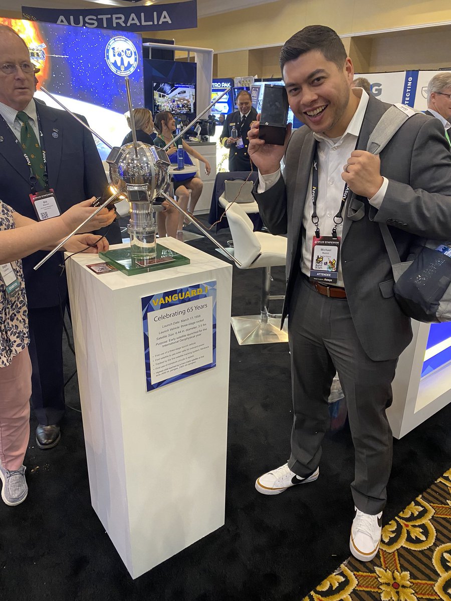 buildingMadrid's tweet photo. wild: the solar arrays of this Vanguard I satellite still work, so if you shine a light on them you can hear the signal being generated 🛰 @USNRL #SpaceSymposium #38Space https://t.co/A4yOGUVouv