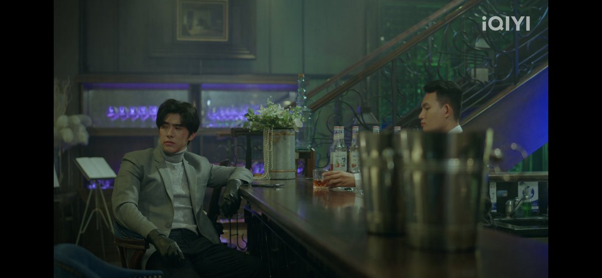 ha_u_u_ii's tweet photo. #ChainsOfHeartEP9
📍LueとHinが電話をしたホテルのバー
Medici Kitchen & Bar
+66 2 630 4000
https://t.co/HWMOIhs5CS https://t.co/C09XgT7qAp