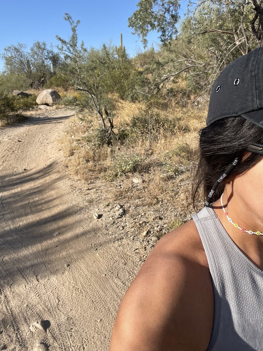 Isabelbenson321's tweet photo. Life lately. Work. Running. And family time. https://t.co/Ngn7PTnXAu
