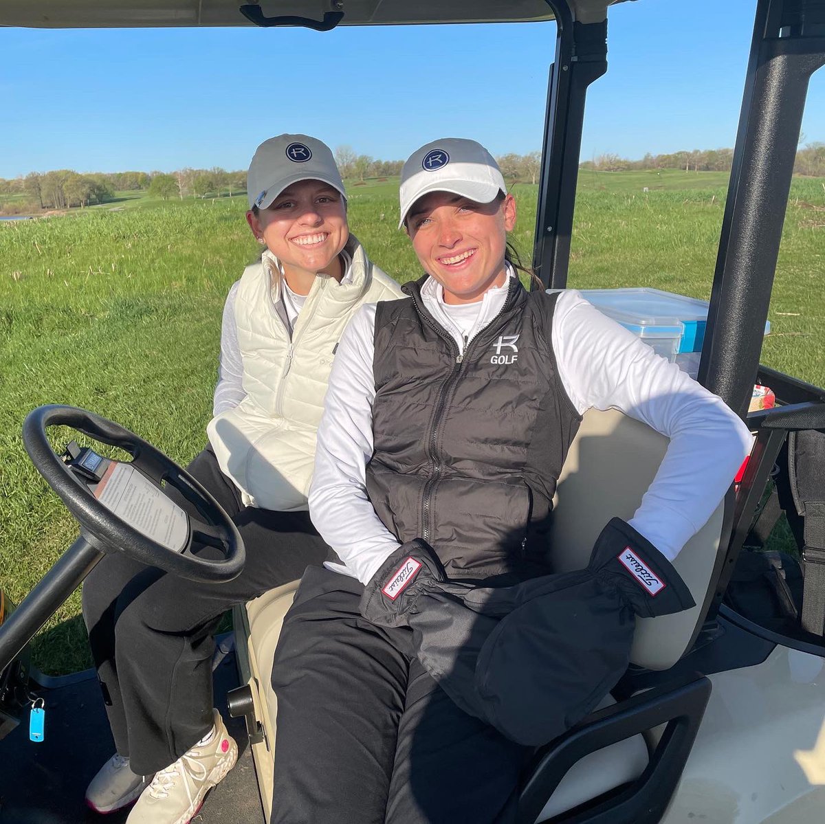 RockUGolf's tweet image. The women’s spring season is complete after a cold and windy day! 

Celia Stiltner shot 78‼️ 
Emma Mullendore with 83 
Caroline Setter with 84 

Thank you to everyone who supported us &amp;amp; endured the weather!! #RockhurstGolf #GLVC