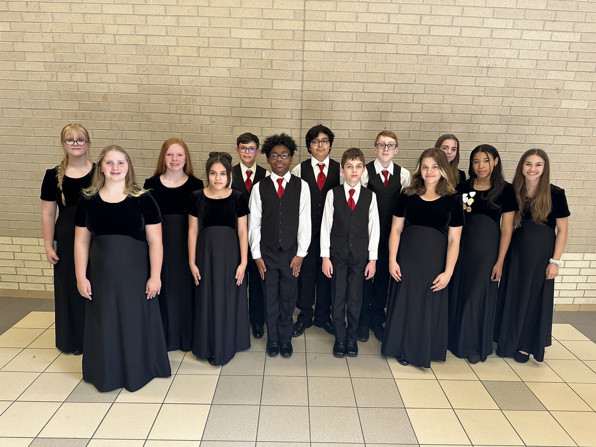 GoodsonChoir's tweet photo. Region Weekend 2023 was so much fun! 13 amazing students represented @goodsongms in a group of 240 singers from our region. We sang, laughed, danced, and put on a FANTASTIC concert. @cywoodschoir @CFISD_FineArts https://t.co/cGsWMQMleA