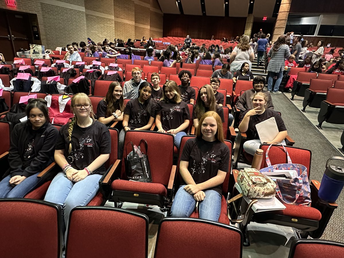 GoodsonChoir's tweet photo. Region Weekend 2023 was so much fun! 13 amazing students represented @goodsongms in a group of 240 singers from our region. We sang, laughed, danced, and put on a FANTASTIC concert. @cywoodschoir @CFISD_FineArts https://t.co/cGsWMQMleA