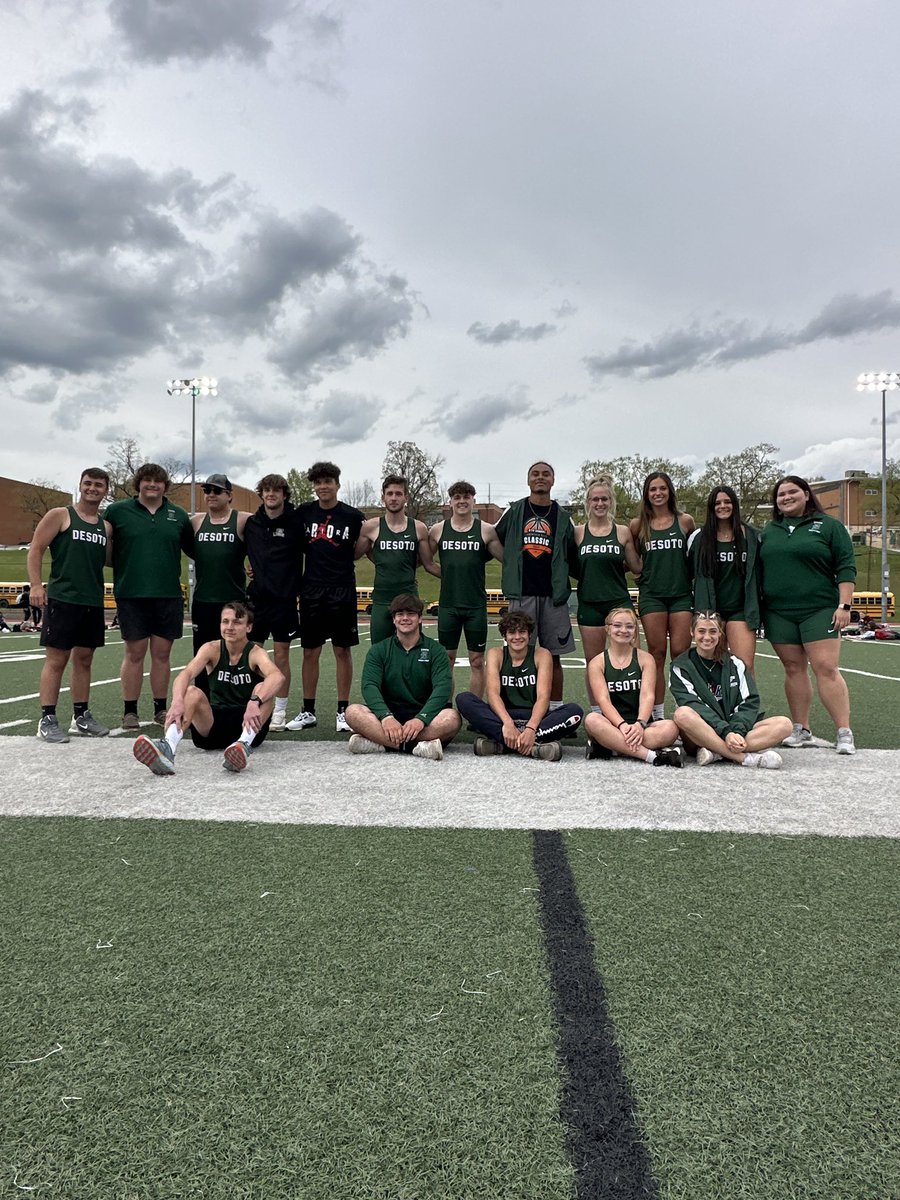 De Soto Girls Track and Field tweet media