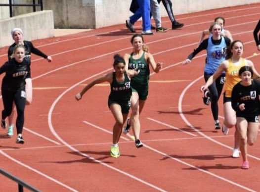 De Soto Girls Track and Field tweet media