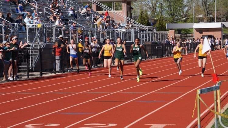 De Soto Girls Track and Field tweet media