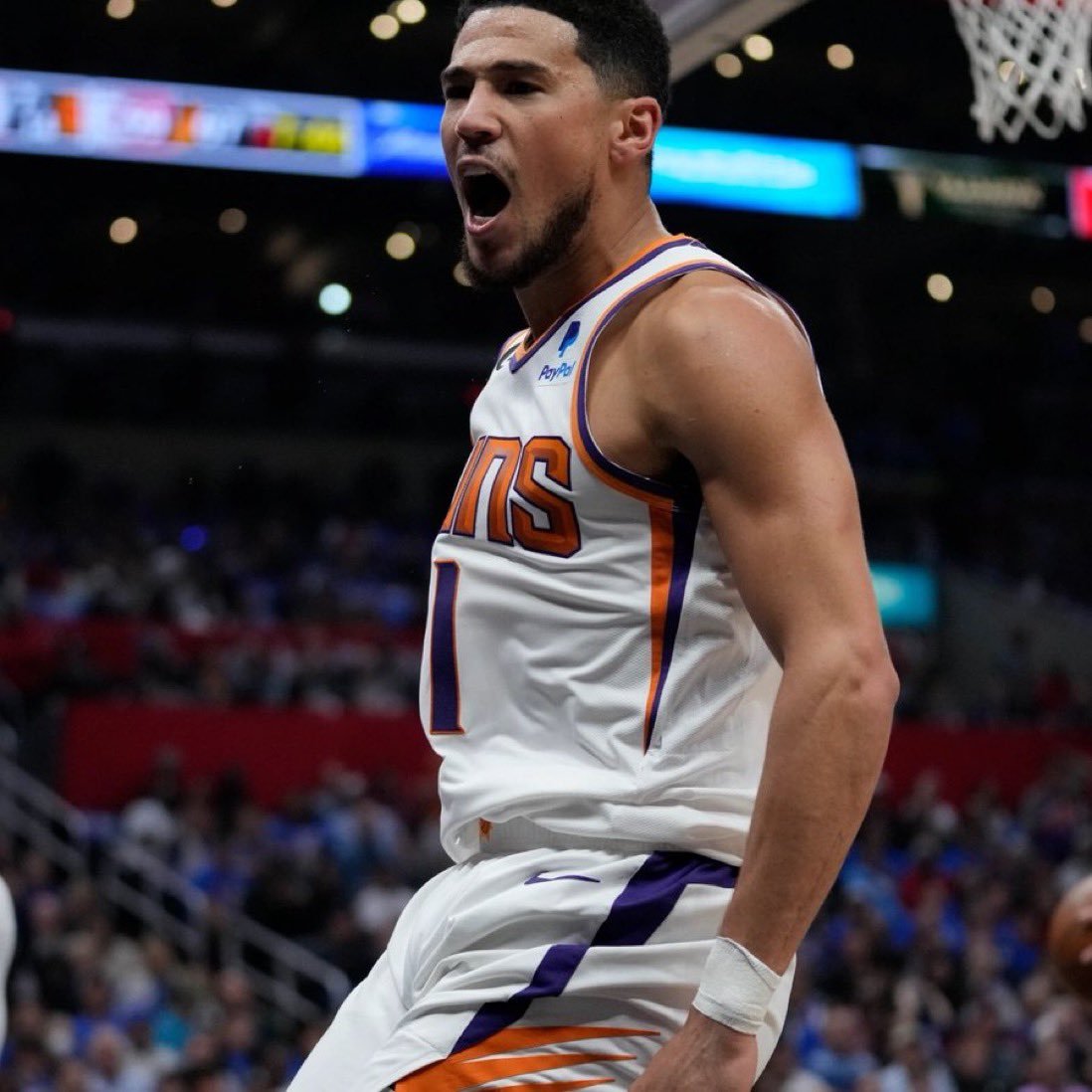 cosmos_lucky7's tweet photo. Devin Booker put on a show against the Clippers!🔥 

Booker's clutch shots and dominant scoring help 
the Suns way to a sweet victory!🎉🏀

Bet on their next game here ▶https://t.co/uOdeuxrVvw
#Metamask #cryptocasino #web3casino #NBA #WeAreTheValley #ClipperNation #NBAPlayoffs https://t.co/FM8xOZ6diR