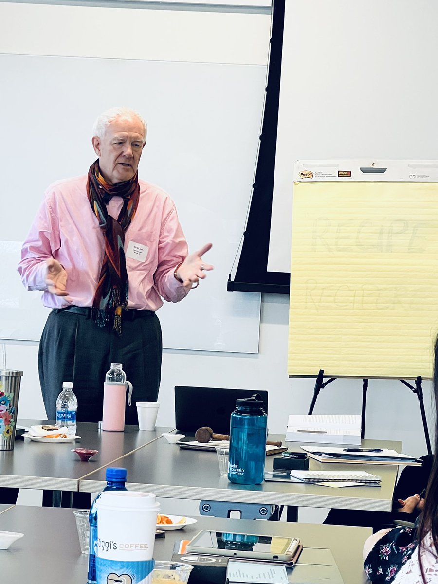 aafcsCO's tweet photo. Excellent presentation/interaction w Bill St John, food writer plus, about how recipes tell stories about history, people who wrote them down &amp;  people who use them!  Remember him as writer for Rocky Mtn News and Denver Post?  Look up his website at https://t.co/zF3m5dcrpx. 👍🏼😊 https://t.co/t3YlAXrVdK
