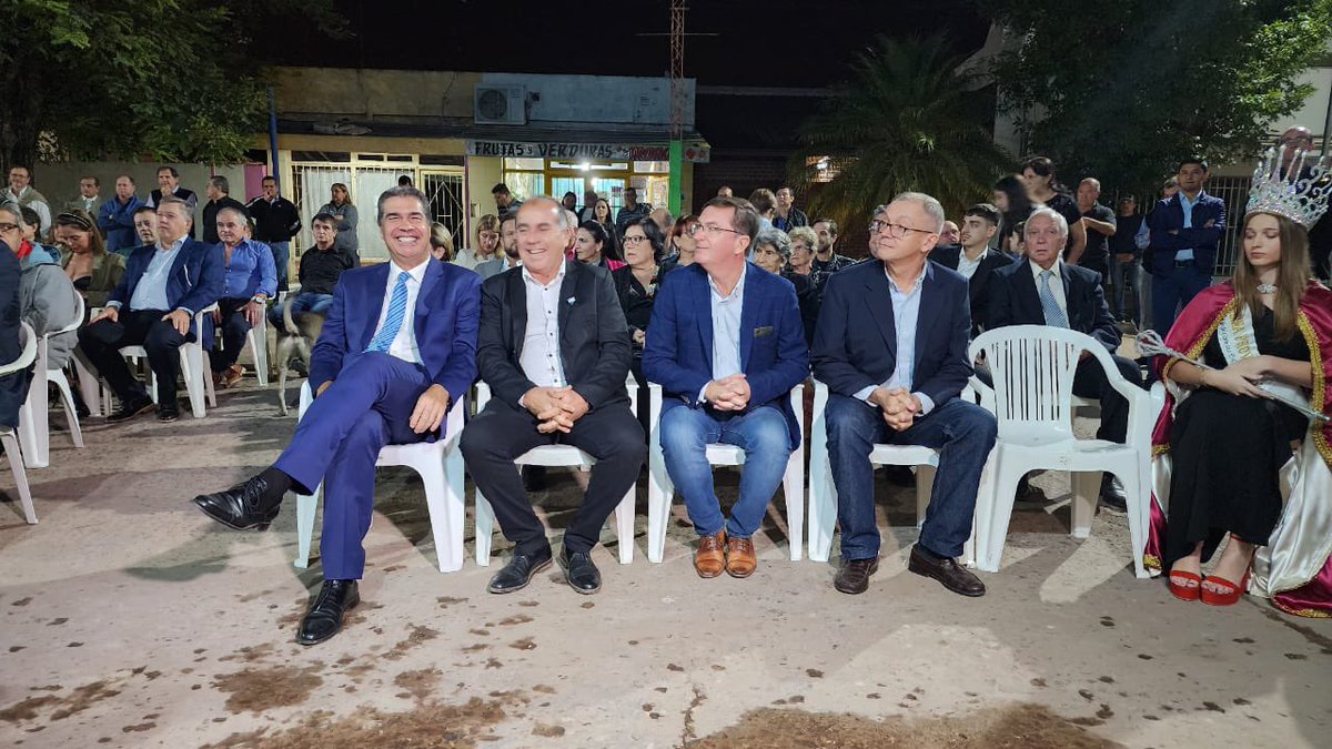 jmpedrini's tweet photo. En Las Breñas, participo del Aniversario número 75 de la Asociación de Comercio, Industria y Producción. https://t.co/qihuVBzg1F