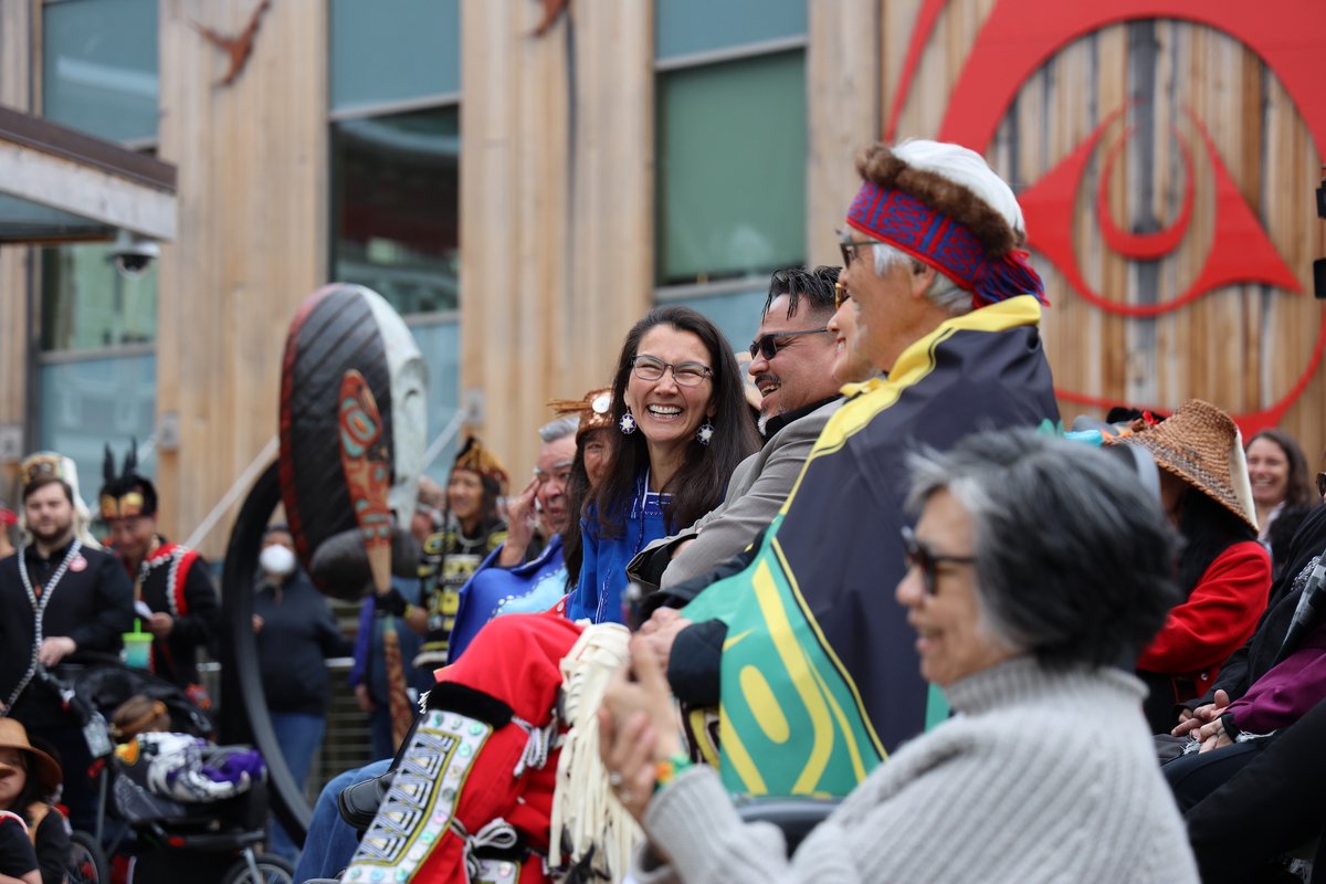 clariselarson's tweet photo. Beautiful Kootéeyaa Deiyí dedication ceremony today! I love Juneau 🥰 https://t.co/pkG2NhYdFC