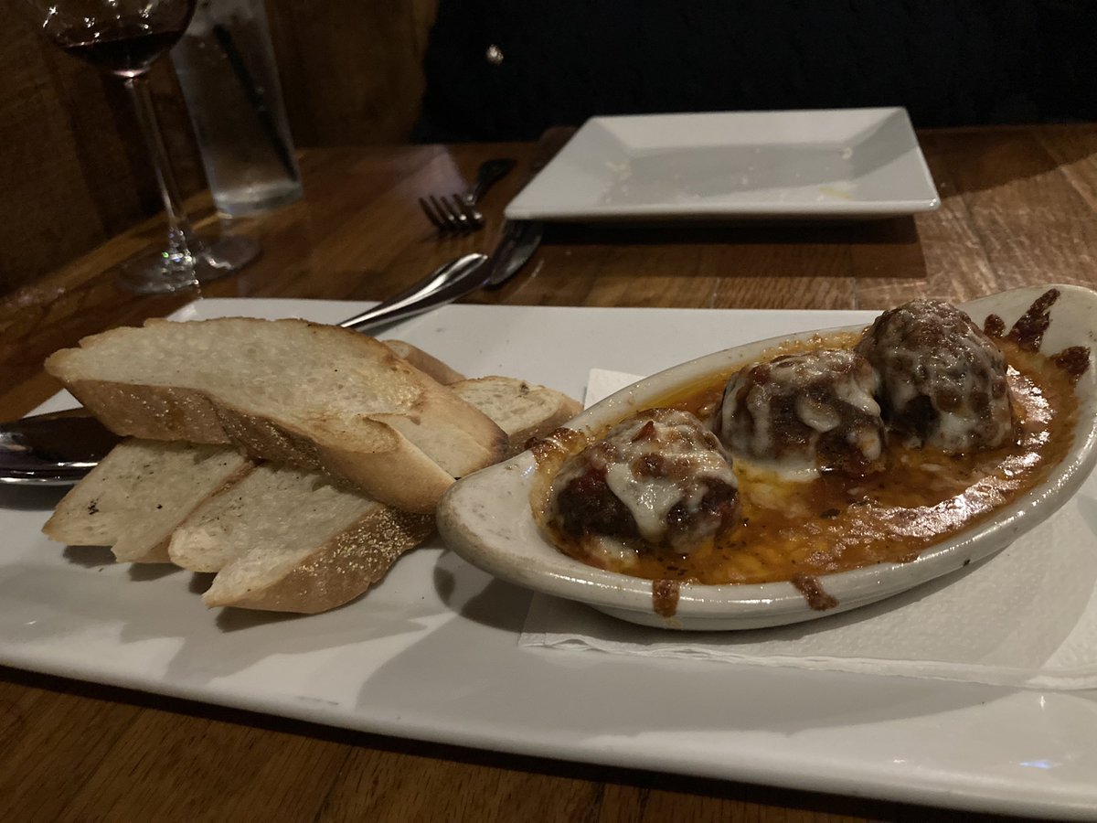 MarcHurBoston's tweet photo. Hidden gem this evening. #Rozafa https://t.co/4VlcVrsyTG