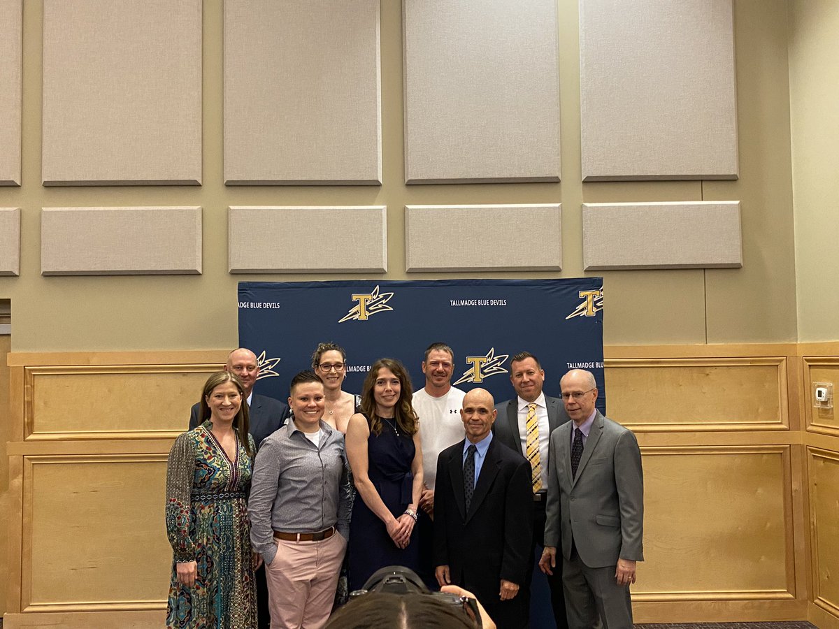 Tallmadge_AD's tweet photo. Incredible night celebrating our new Tallmadge Athletics Hall of Fame Class! Very thankful for our committee, administration, boosters, coaches, community and Hall of Famers for helping make this happen! Can’t wait to do it again next year! https://t.co/FrygKBODYL