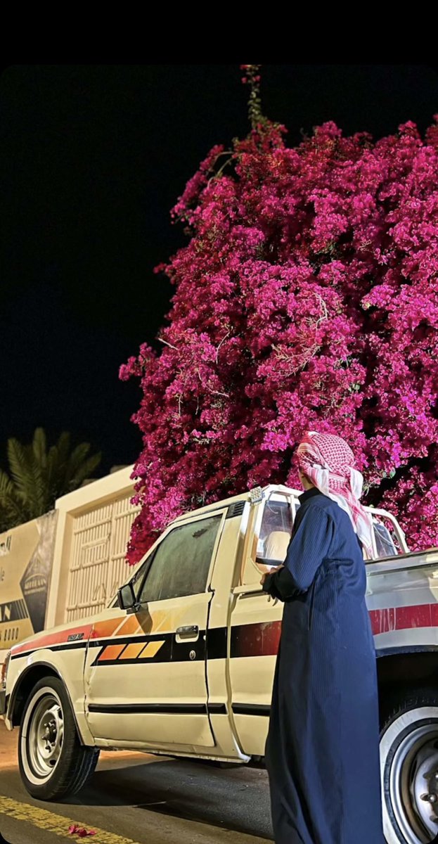 bhn_1234's tweet photo. #بوح_اخر_الليل

في غيبتك ما ينقص الا غلاتك
الدنيا ما توقف على فراق مخلوق . https://t.co/2rPgsmyZXp