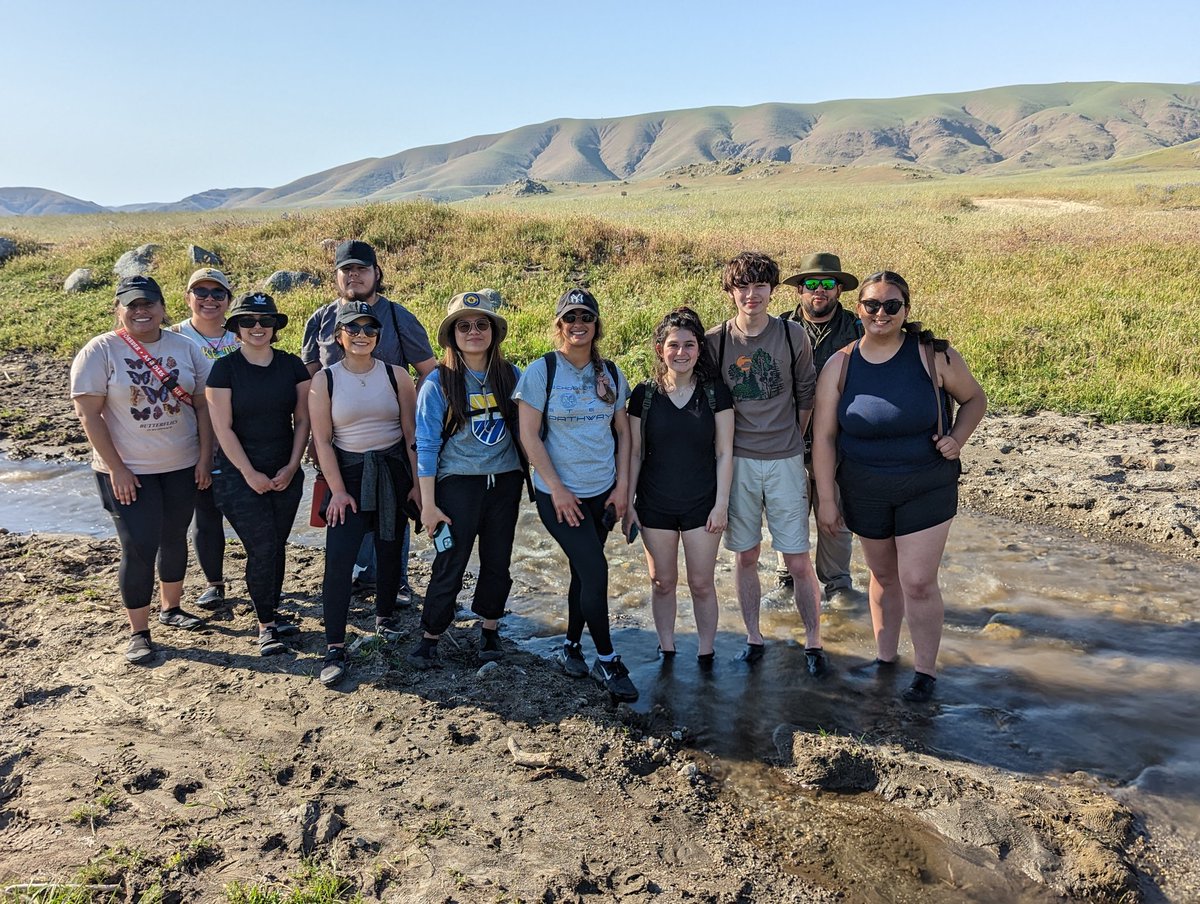 McNeishAqEcoLab's tweet photo. @RaeMcNeish's aquatic ecology class spent the day at @tejonranch exploring streams and wild flowers! https://t.co/MqvOL3o6iN
