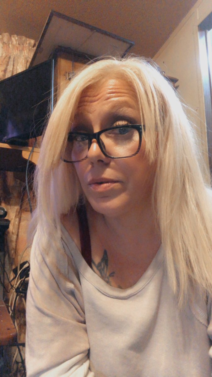 bexuallyactive's tweet photo. @onlyfanshare Cum entertain me, or watch me while I entertain myself. 💋

https://t.co/ZMoQYlOuR1 https://t.co/r4vpboAvCu