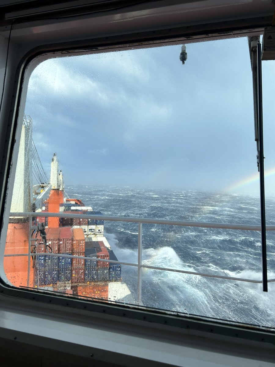_mwo1's tweet photo. Sea⚓️ https://t.co/o7l83OlkP4