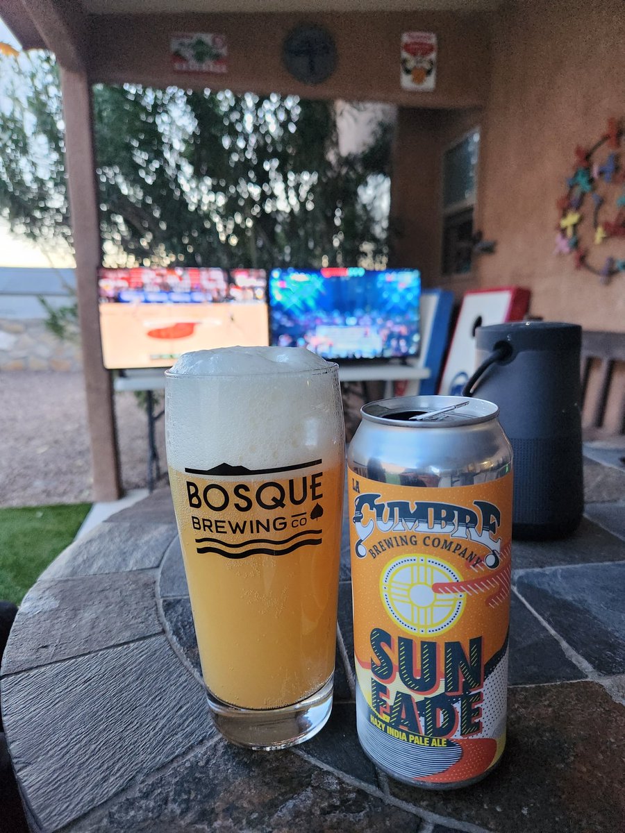 rayrynofan's tweet photo. 🏀🥊🍺 
@LaCumbreBrewing #SunFade https://t.co/GTXpwxhaAy
