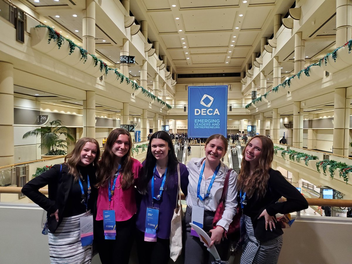 Opening Session of DECA ICDC 2023 is complete! Looking forward to tomorrow's competive events testing, leadership sessions and Magic Kingdom afterwards. <a href="/FoxboroughHS/">James Donovan</a> <a href="/FoxboroughPS/">FoxboroughPS</a>