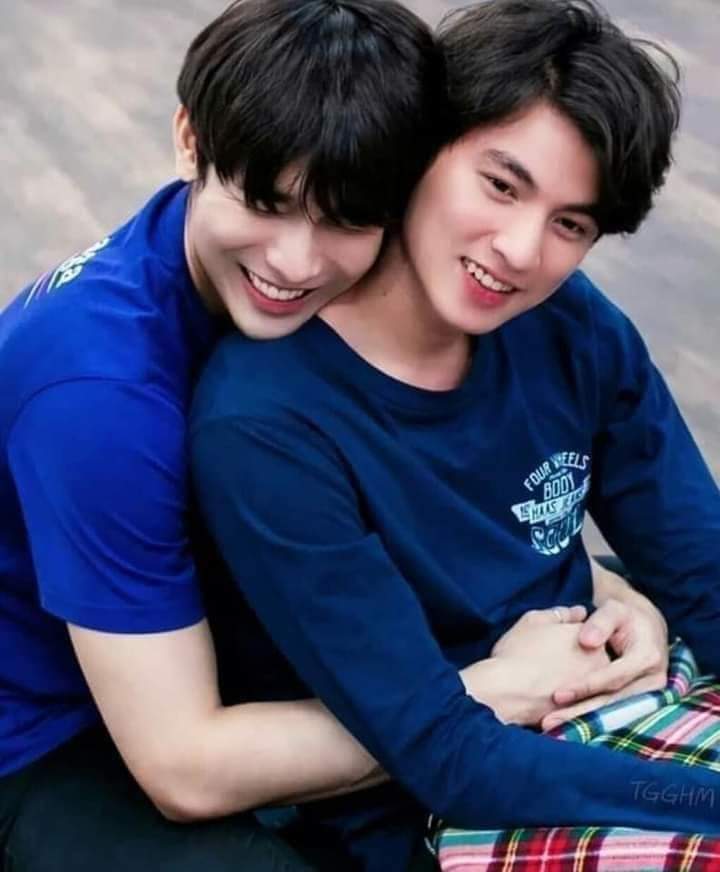 Roseforyou4ever's tweet photo. @Mewgulf97819961 Always here for them,it wont change till the end😘 https://t.co/jaQs3yj1EV