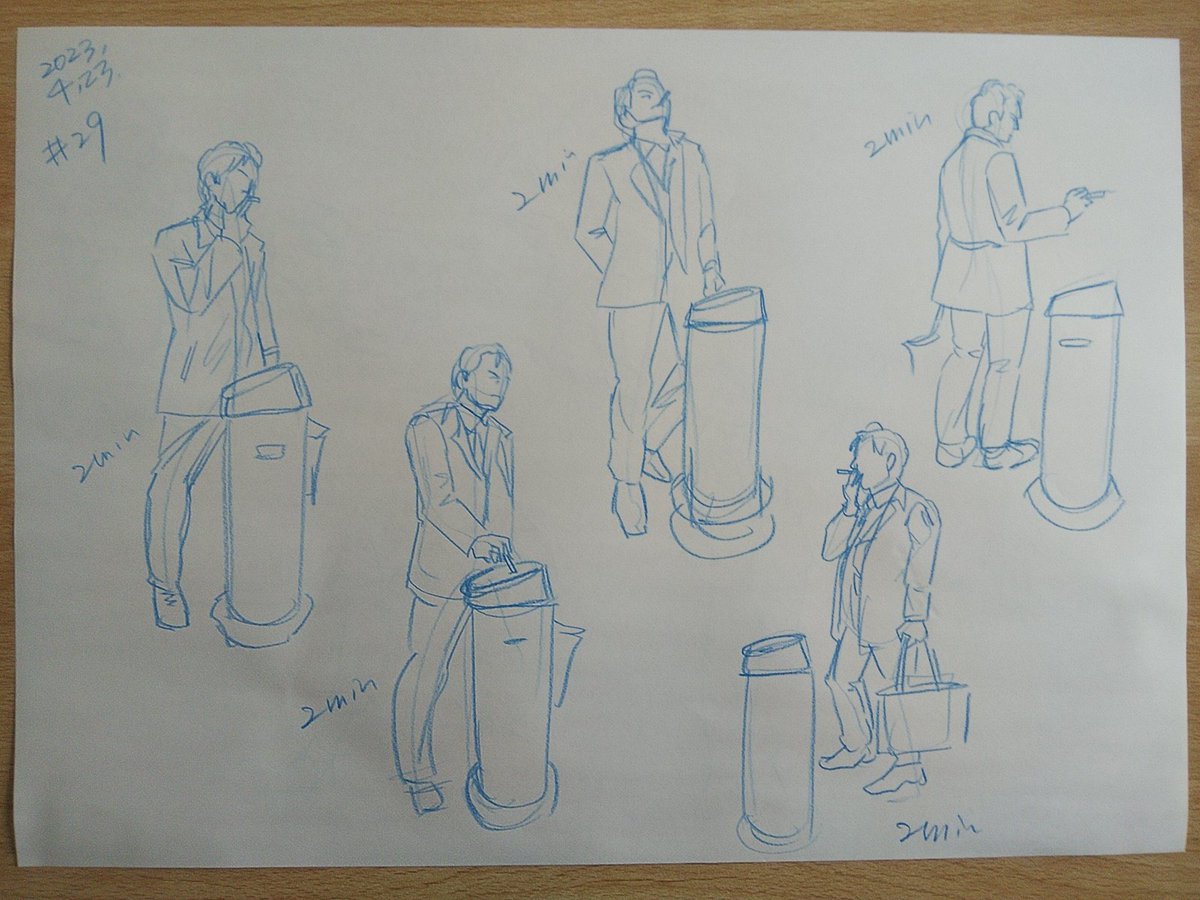 #さとまこクロッキー
#今日のクロッキー

＃29&amp;30
喫煙所回は灰皿にパース感を惑わされて意外にむずかしかった。
花束💐回はかっこよく描けたかも？😁 https://t.co/XOTTngCDYT