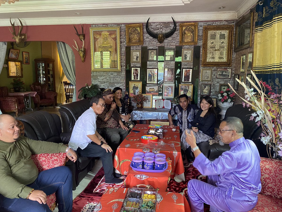 Mordibimol's tweet photo. Ngabang Raya! 😋 https://t.co/DfjgOrj0HU