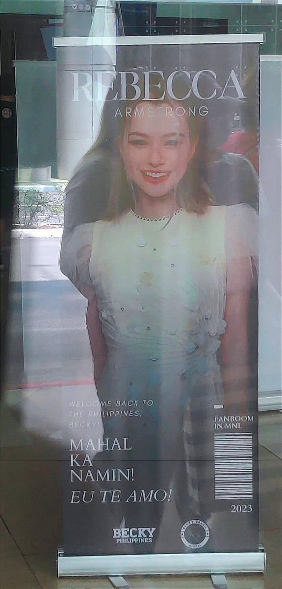 mary_althene's tweet photo. Gondong #whitelady este lady-in-white! 👻😁✌️😍 Ito na ang pinakamagandang kaluluwa! sornamn @AngelssBecky EXCITED #beyondtheglass 🤳🥹
#freenbecky
#FreenBeckyFanBoomManila #FreenBeckyBackInMNL https://t.co/5m7RbvGVCG