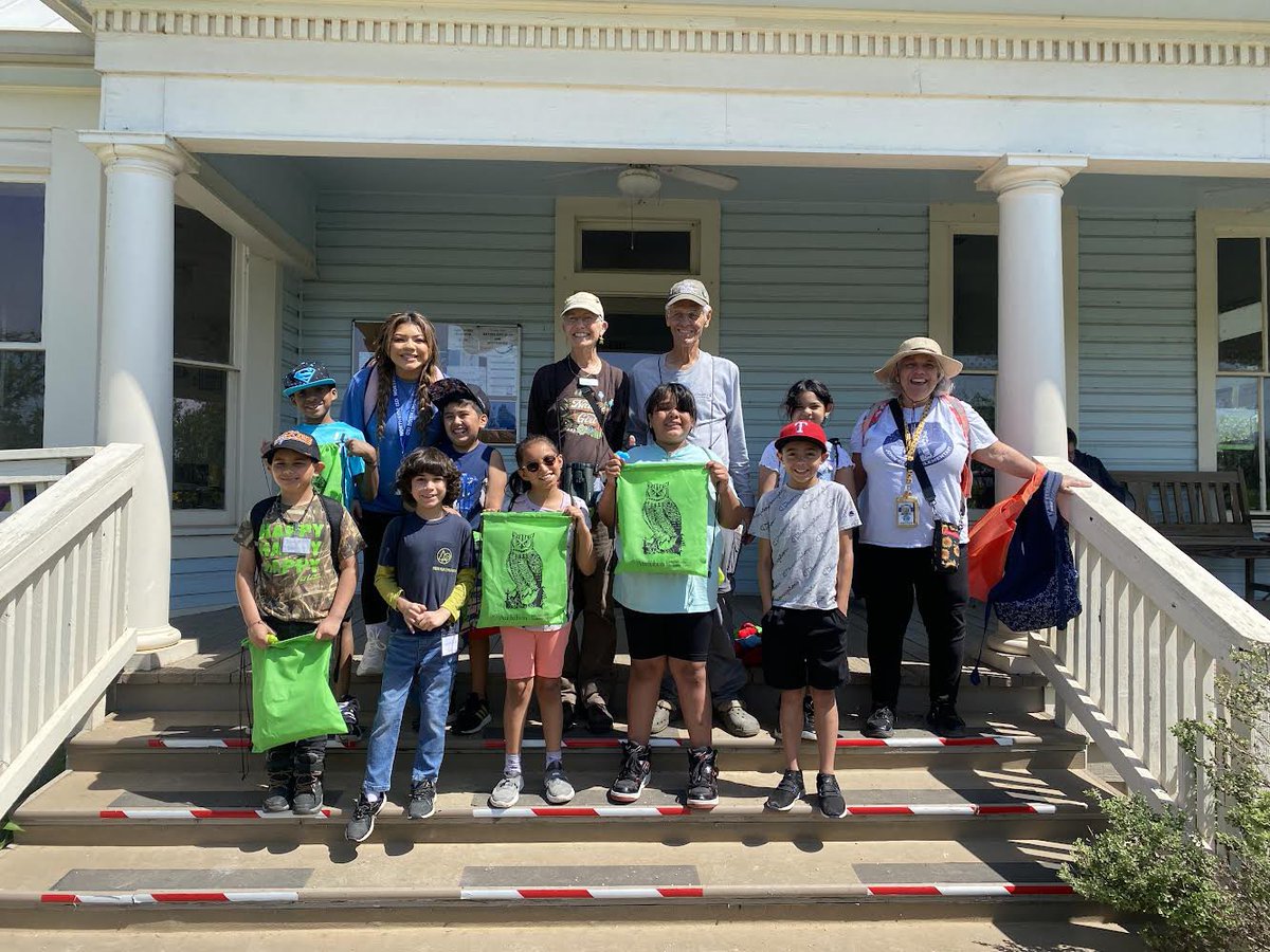 NISDGlenn's tweet photo. 🚀A FULL day of adventure for our AMAZING 👩🏼‍🚀’s! 
- Project Acorn 🦋 🪴 Field Trip ✅
- Solar Cars led by @kjohann77 &amp; @MsHinojosa1, cultivating the Learner Profiles ✅ 
- Incredible Artwork Display - @artteach12, who is always teaching from the heART! ✅ @michelleRfine @JGELEMVP https://t.co/z4XzYMApWy