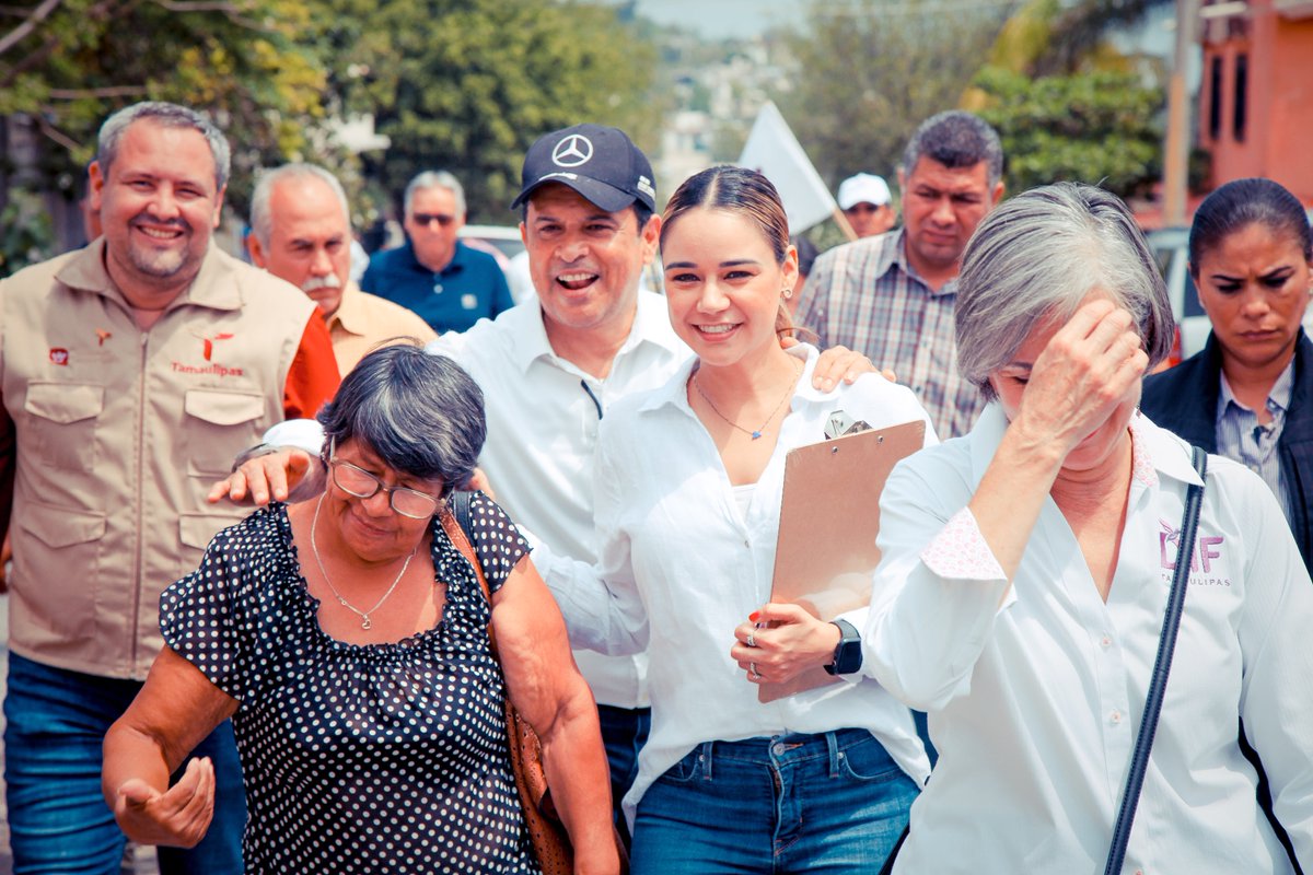 DIFVictoriaTam's tweet photo. En el DIF Victoria reafirmamos nuestro compromiso de servir a la ciudadanía de la mano con el DIF Tamaulipas y la Dra. María de Villarreal gracias al Programa “Lazos de Bienestar” 🙌🏻💜
#TeQuieroMás #TransformandoVictoria #DIFVictoria #CdVictoria https://t.co/ArZRLevXCr