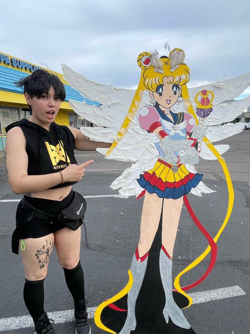 JUST SPENT THE BEST $15 OF MY LIFE AT THE ANTIQUE MALL https://t.co/dQVaMTzIxK