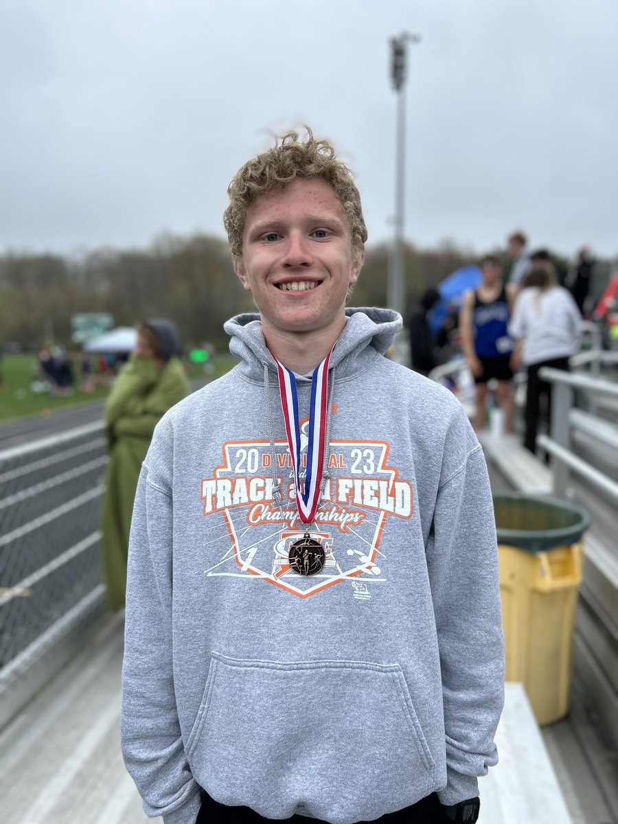 LsmBoosterClub's tweet photo. Congratulations to all of our athletes, who placed in the Patriot games today. Gabie Zeller and Mike Johnson on their first place finish in the Pentathlon and Ethan Ramirez on his 6th place finish. Also congratulations to Andrew Wright on his 6th place finish in the pole vault! https://t.co/OI8sZXQCU0